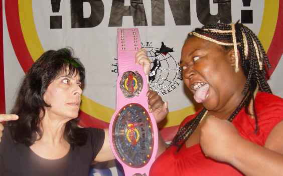 Claudia "The Claw" Reiff faces AMAZING KONG